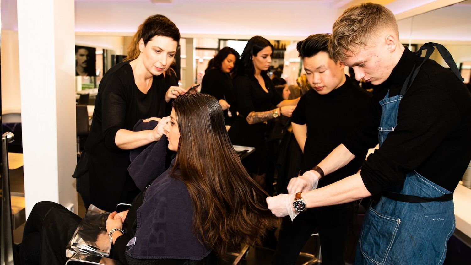 Heads academy kappersschool header 8